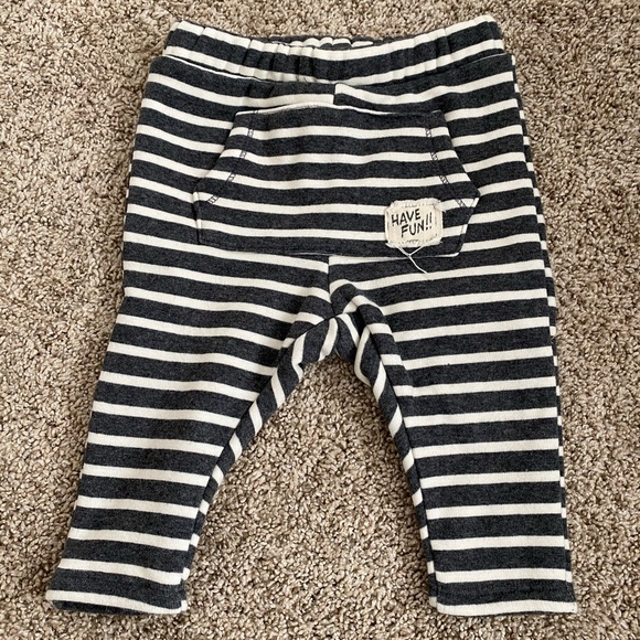 Zara Baby boy gray striped legging pants sz 6-9 mo - Picture 1 of 4